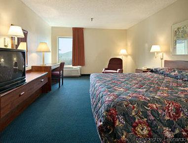 Ramada By Wyndham 2* Luling