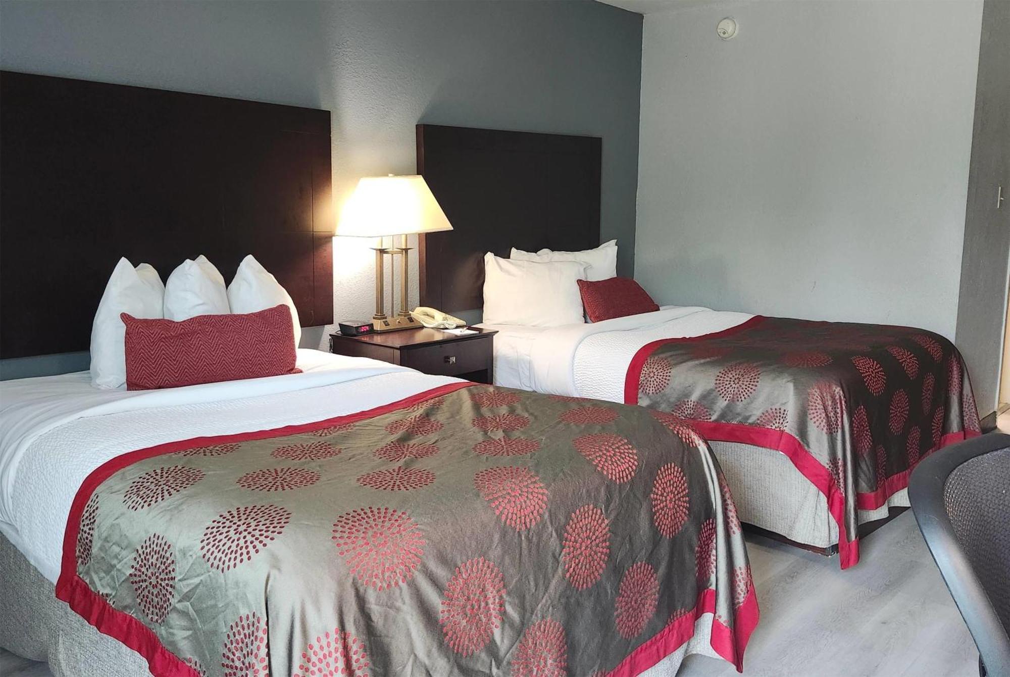 Ramada By Wyndham Luling